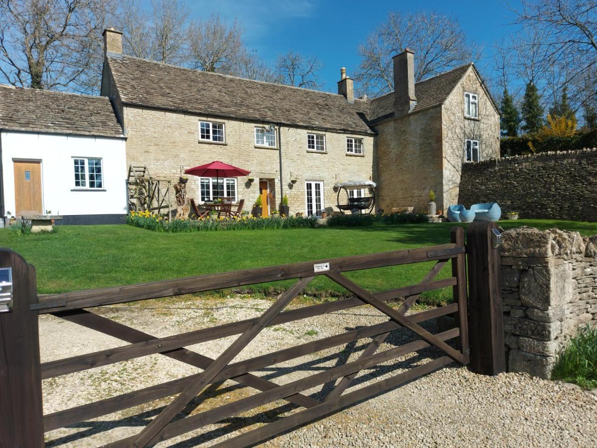 Thames Head Wharf - Historic Cotswold Cottage With Stunning Countryside Views 시런세스터 외부 사진