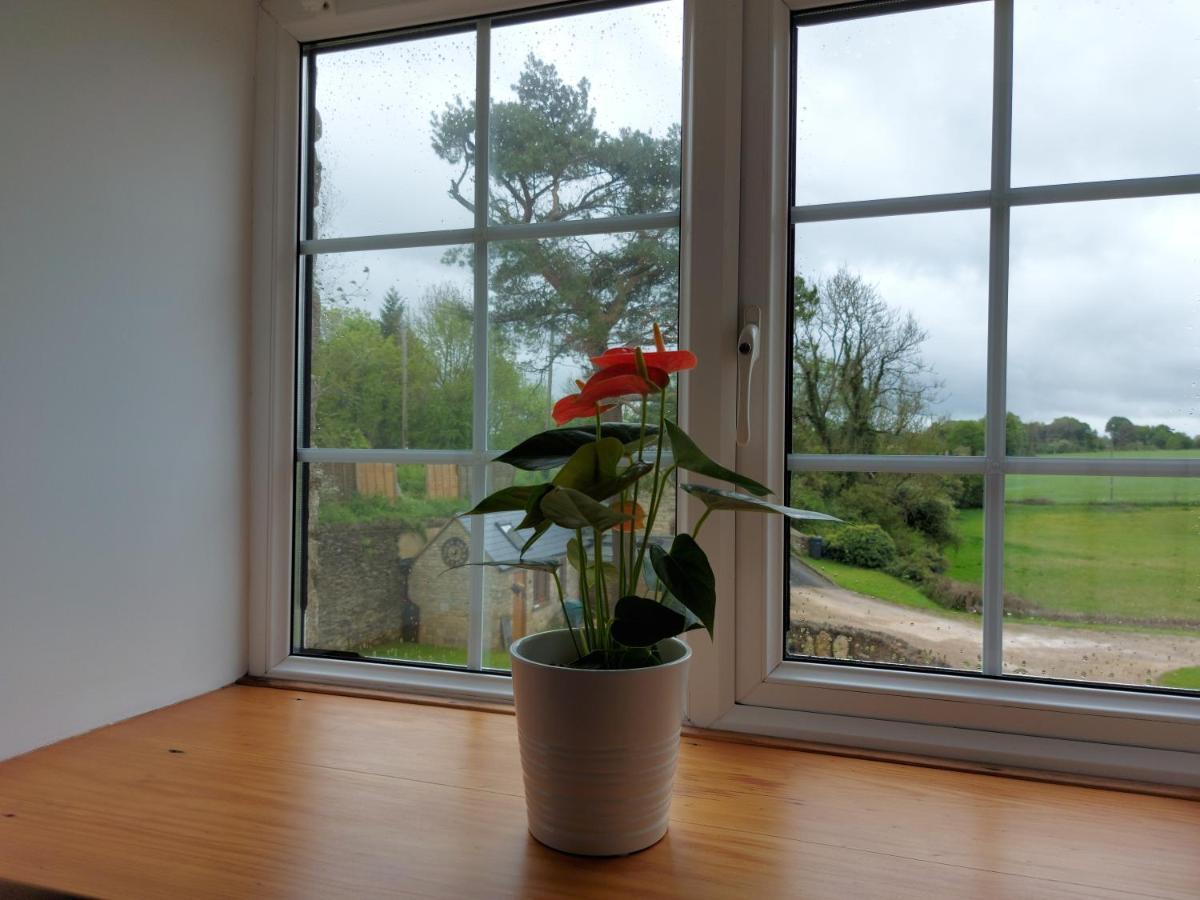 Thames Head Wharf - Historic Cotswold Cottage With Stunning Countryside Views 시런세스터 외부 사진