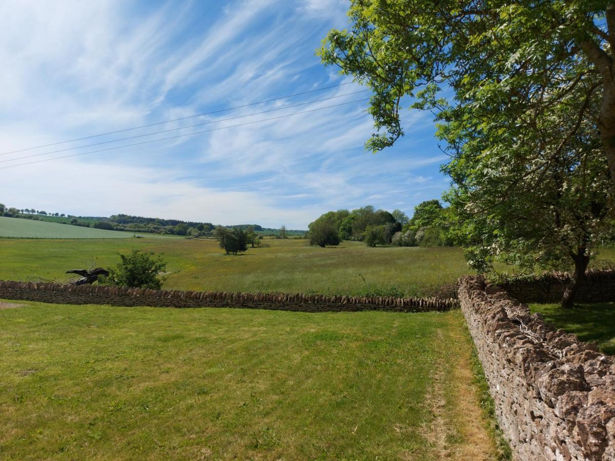 Thames Head Wharf - Historic Cotswold Cottage With Stunning Countryside Views 시런세스터 외부 사진