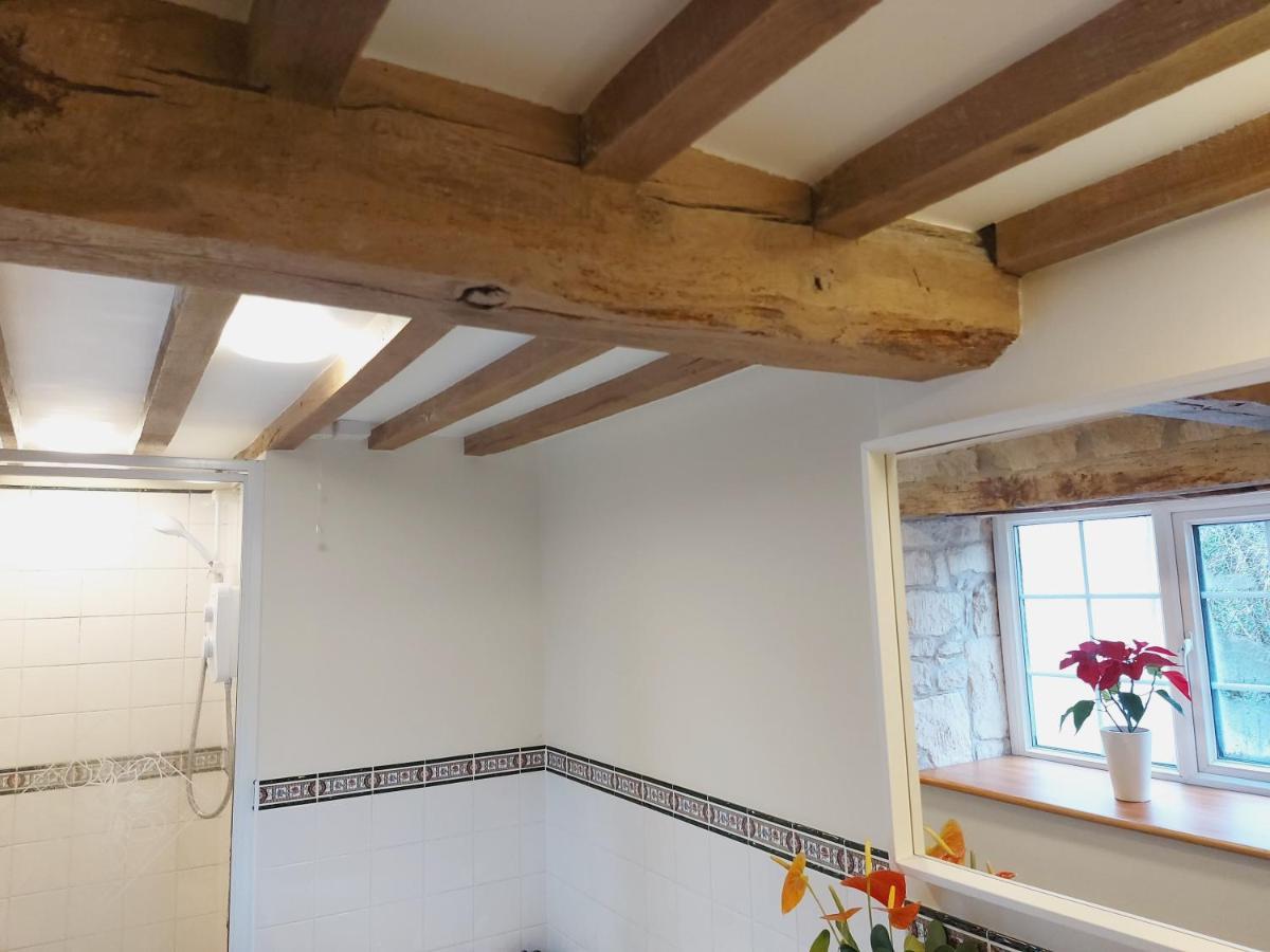 Thames Head Wharf - Historic Cotswold Cottage With Stunning Countryside Views 시런세스터 외부 사진