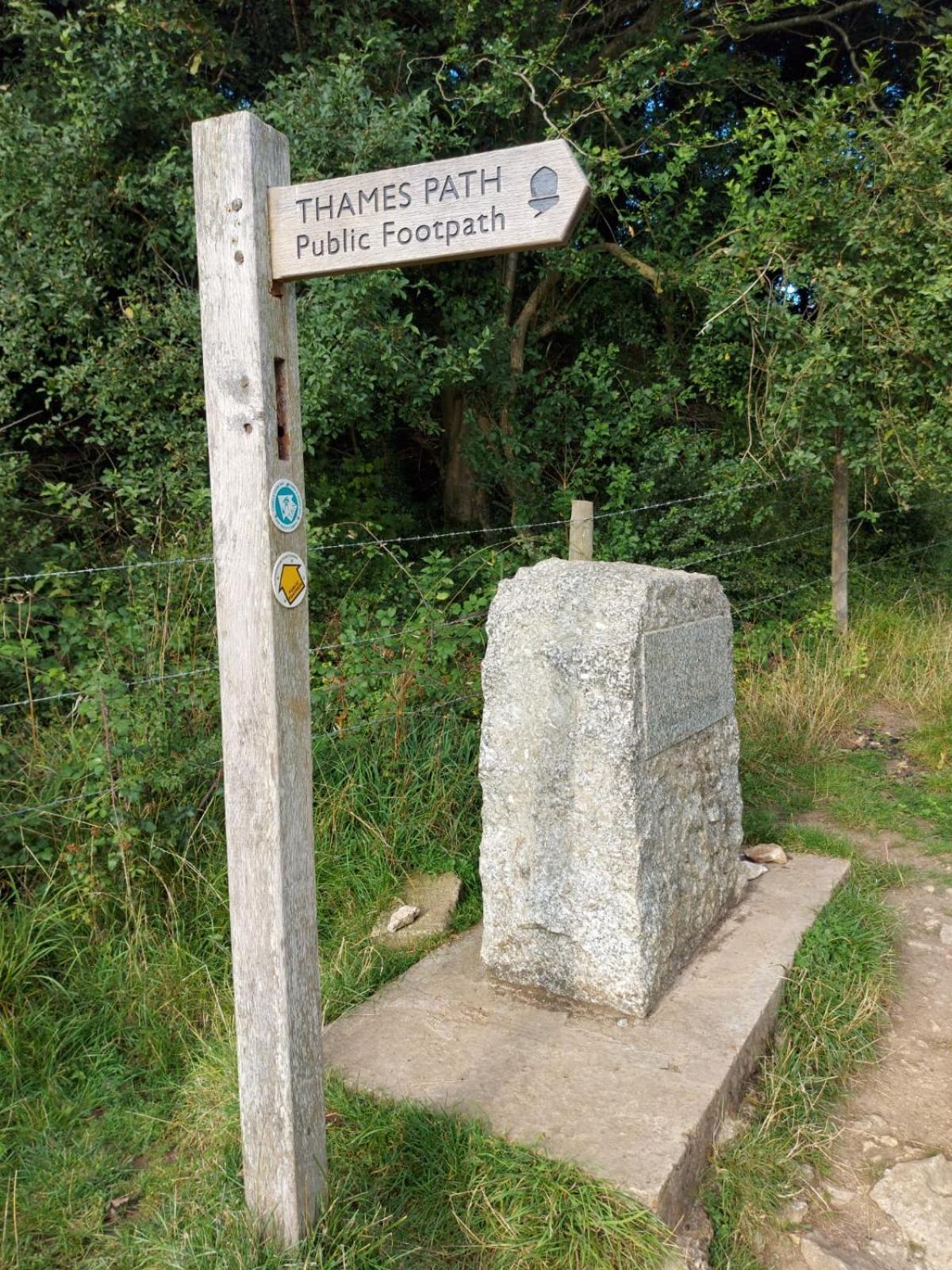 Thames Head Wharf - Historic Cotswold Cottage With Stunning Countryside Views 시런세스터 외부 사진