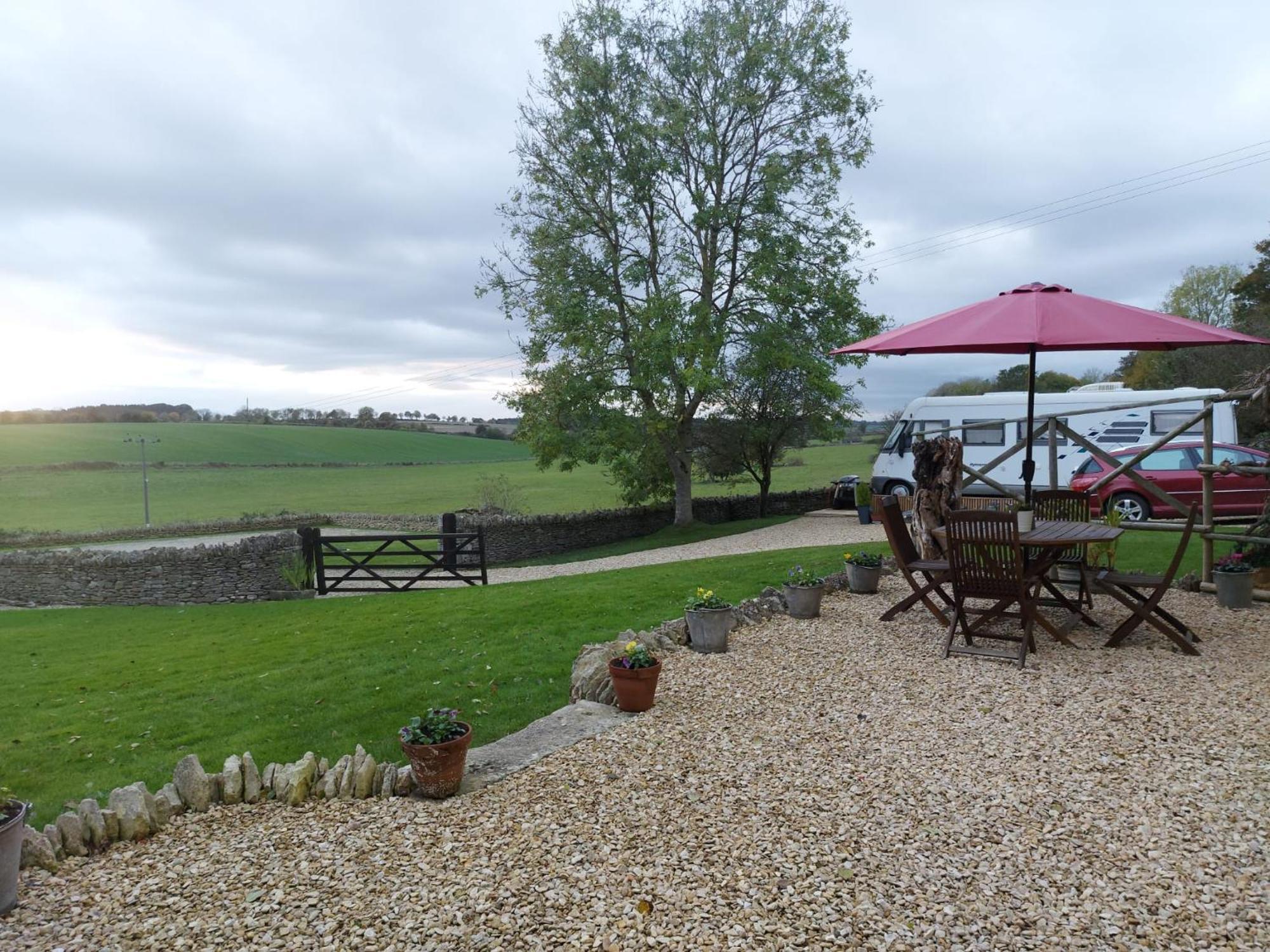 Thames Head Wharf - Historic Cotswold Cottage With Stunning Countryside Views 시런세스터 외부 사진