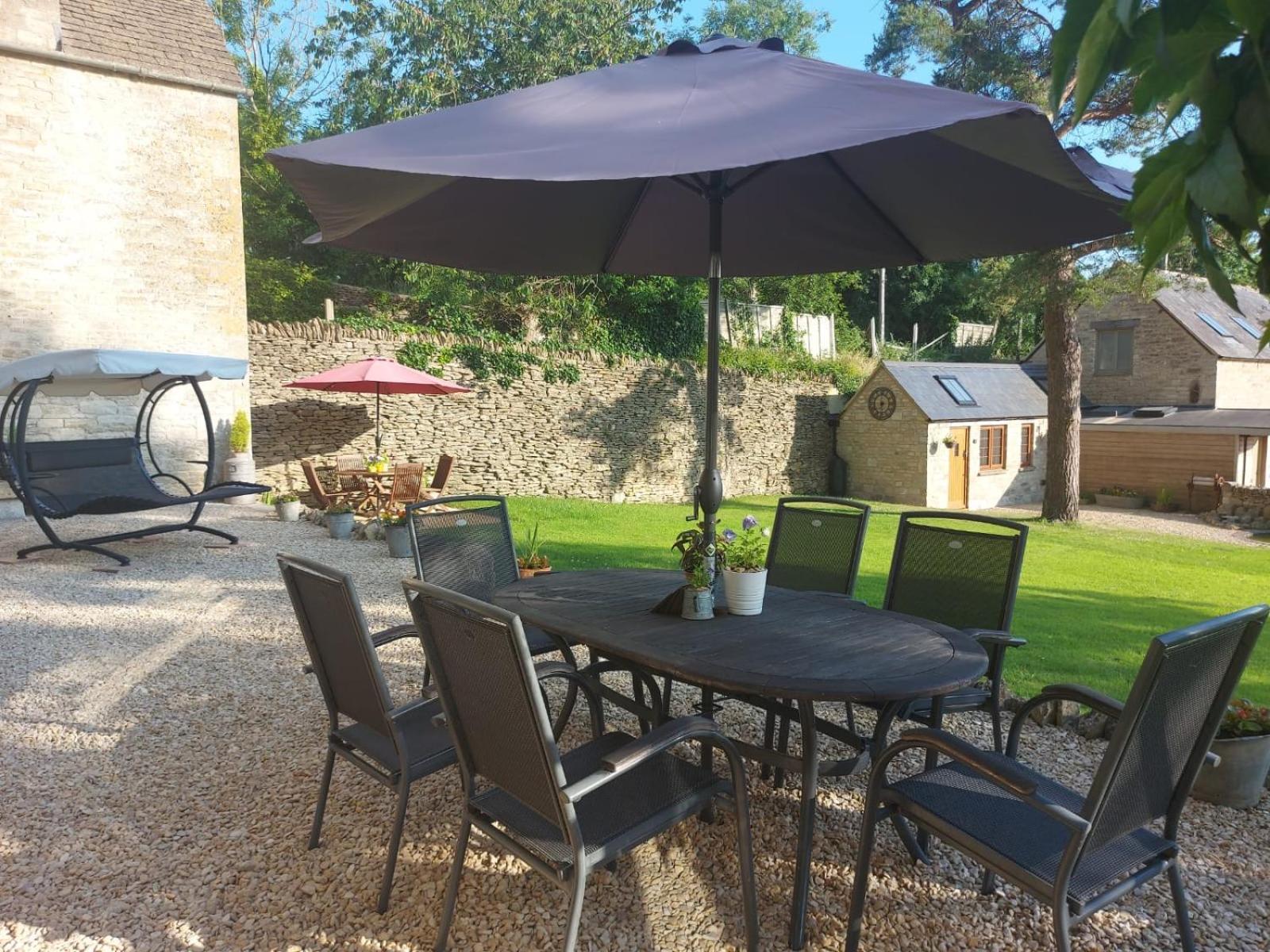 Thames Head Wharf - Historic Cotswold Cottage With Stunning Countryside Views 시런세스터 외부 사진