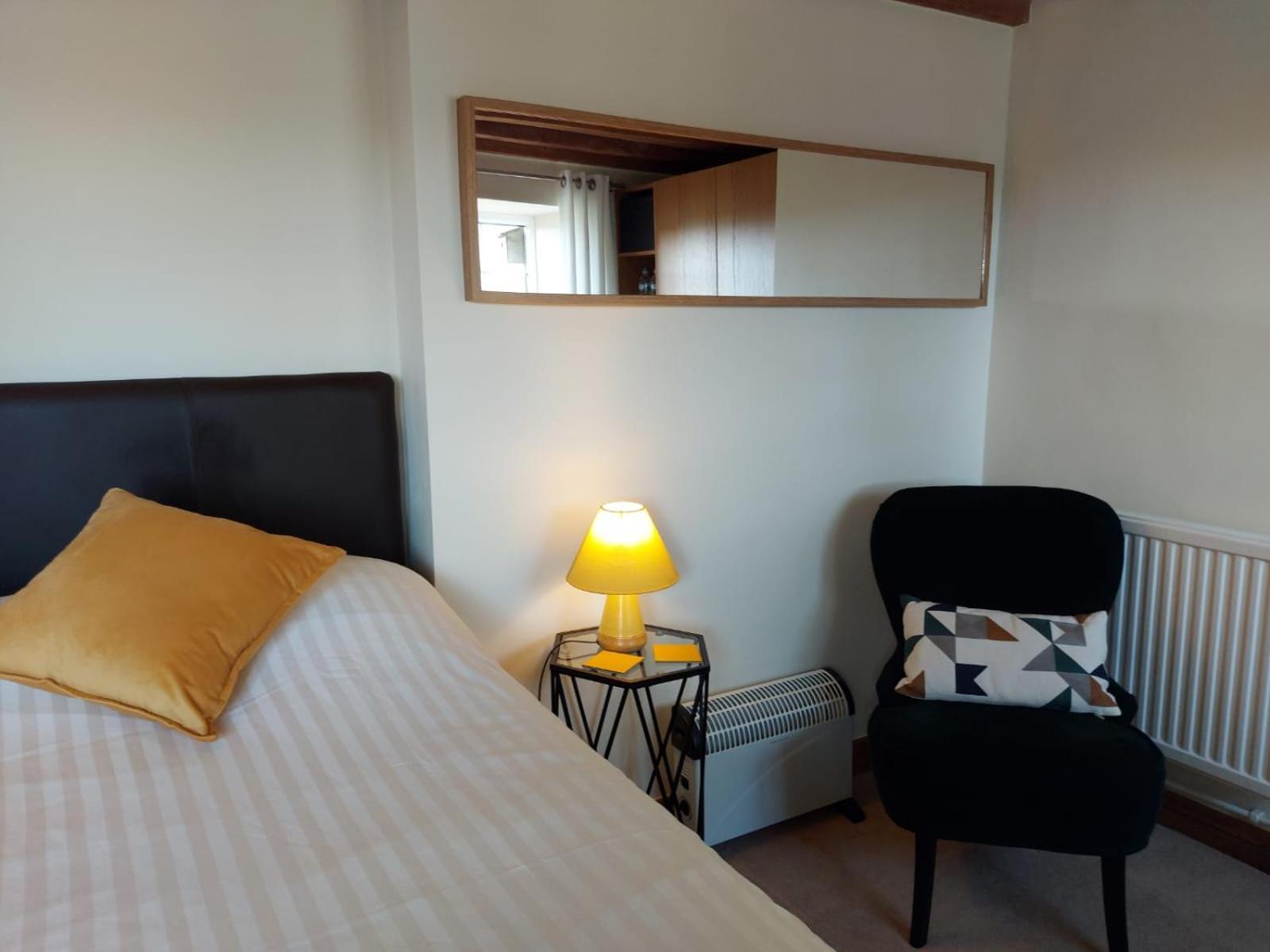 Thames Head Wharf - Historic Cotswold Cottage With Stunning Countryside Views 시런세스터 외부 사진
